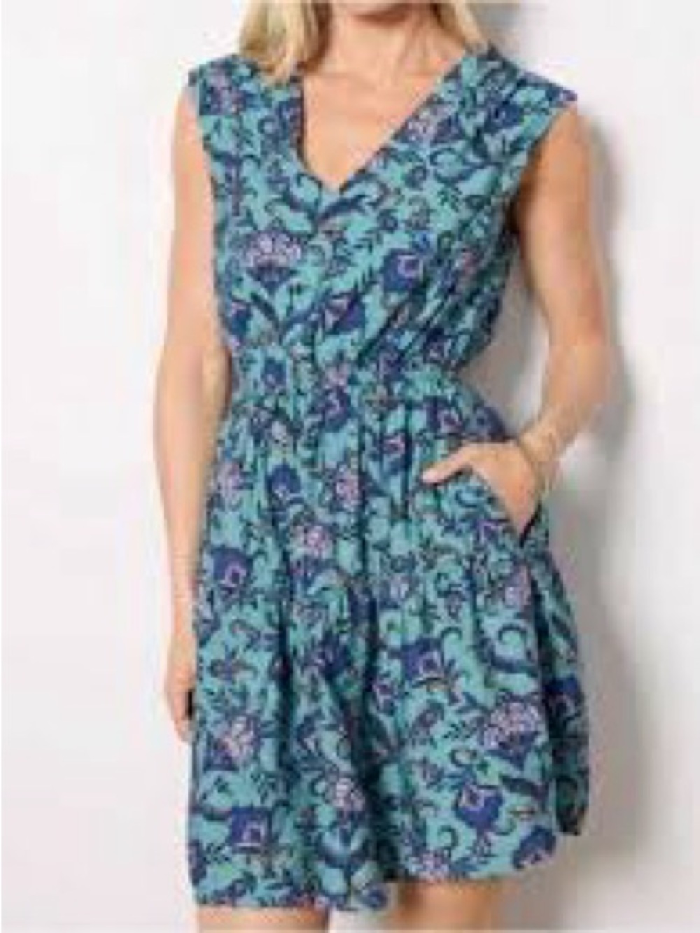 Like New EVEREVE GEORGIA MINI DRESS